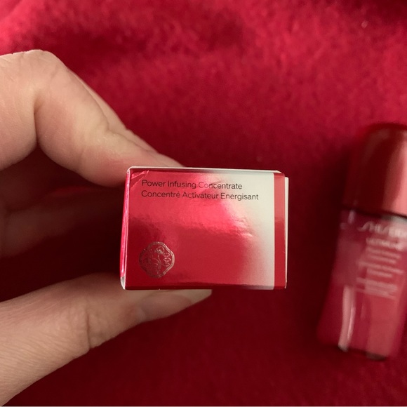 Shiseido Ultimune Power Infusing Concentrate travel size - Picture 6 of 9